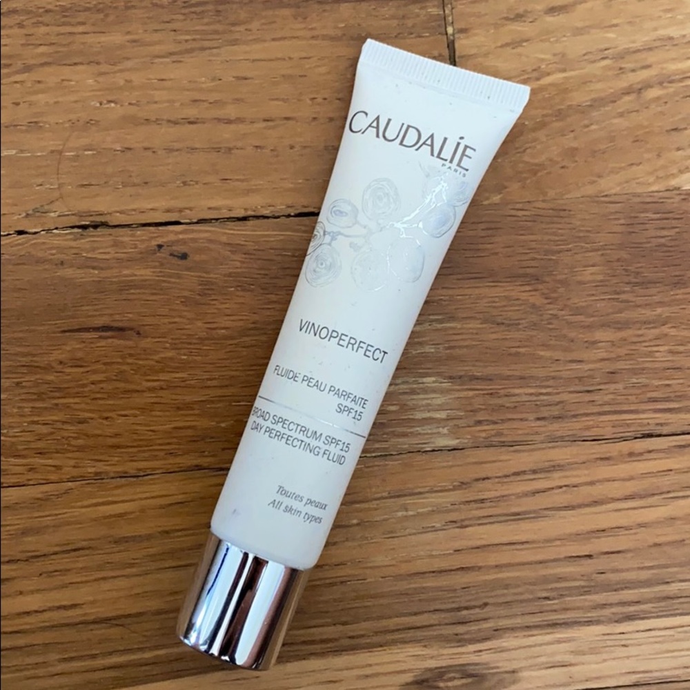 Caudalie Vinoperfect Broad Spectrum SPF 15